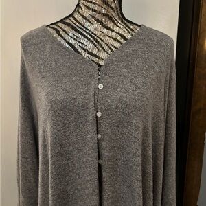 Plus size long, thin, gray duster, sweater, cardigan.